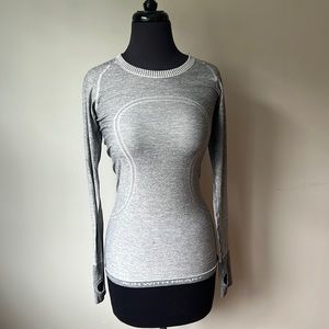 Lululemon Swiftly Tech Long Sleeve Top, size 4z. Heather Grey